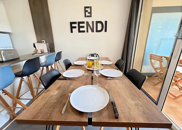 아파트 En Rez-de-chaussee, Avec Vue Sur Le Golf - Piscine Chauffee Accessible De Mai A Septembre