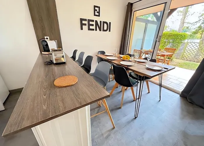 아파트 En Rez-de-chaussee, Avec Vue Sur Le Golf - Piscine Chauffee Accessible De Mai A Septembre 도빌